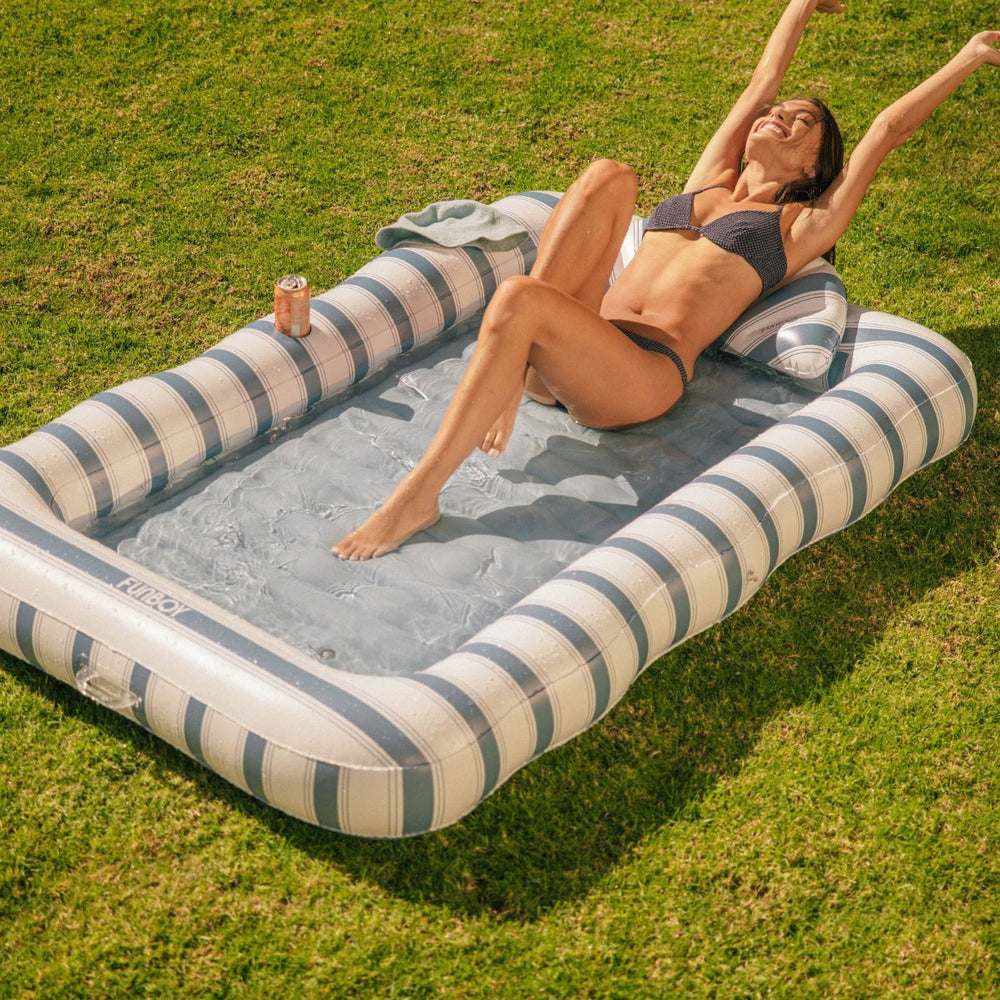 FUNBOY Tanning Pool Lounger: Blue & White Stripes