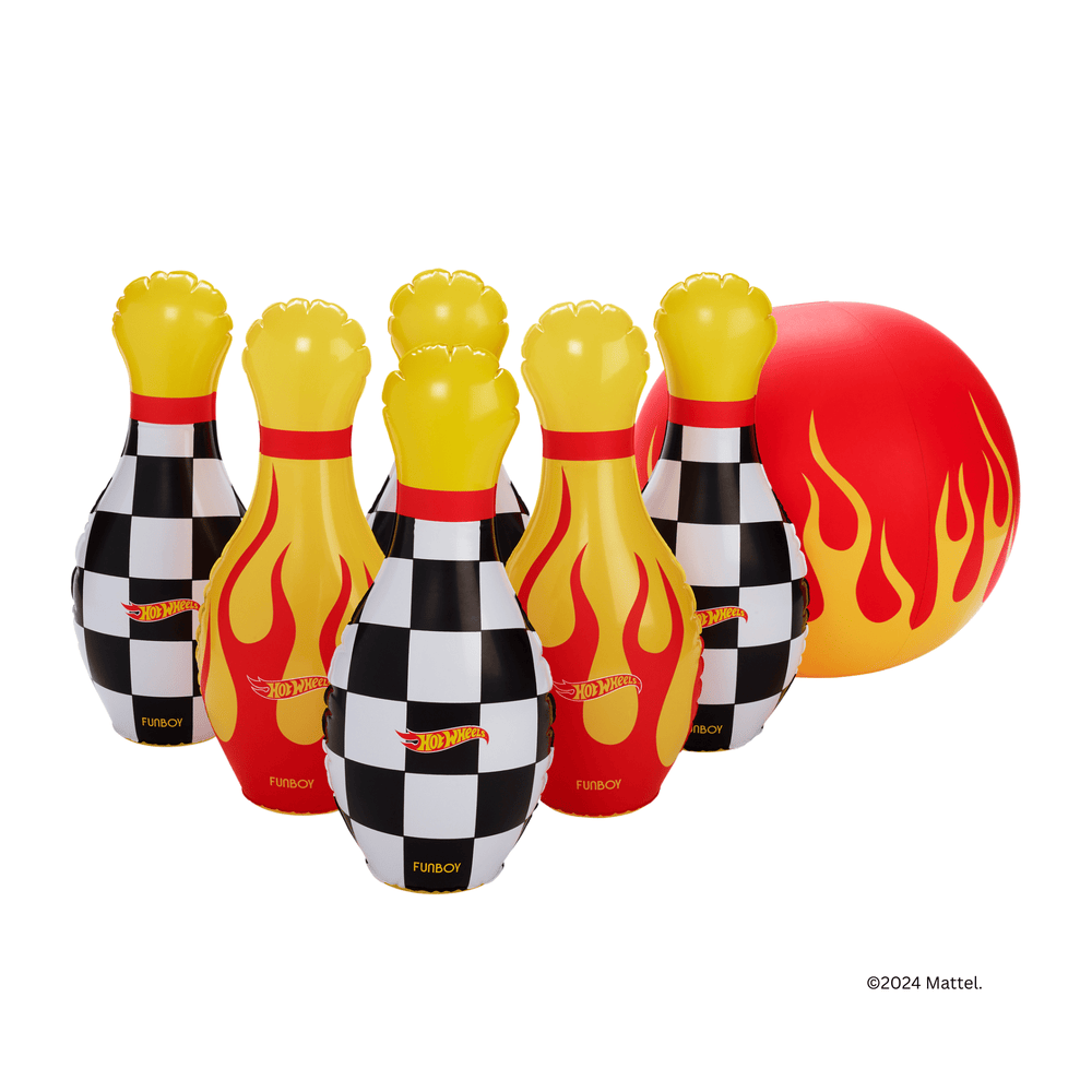 FUNBOY Hot Wheels Checkered Flame Backyard Bowling Set